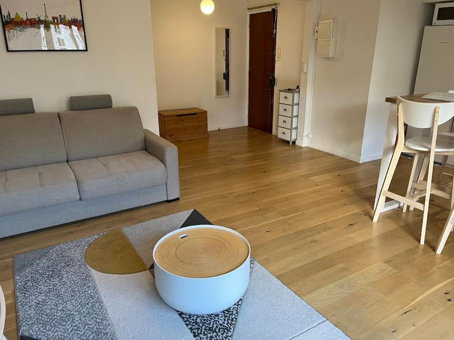 Superbe Appartement Avec Belle Vue Jardin Parigi Esterno foto