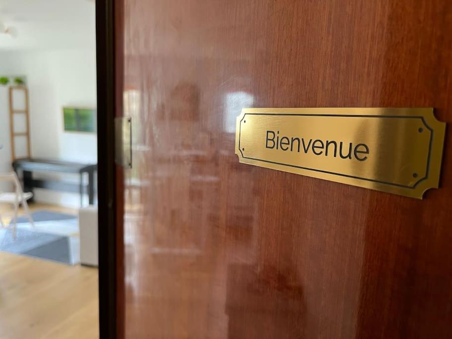 Superbe Appartement Avec Belle Vue Jardin Parigi Esterno foto
