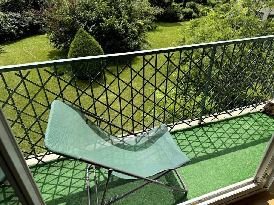 Superbe Appartement Avec Belle Vue Jardin Parigi Esterno foto