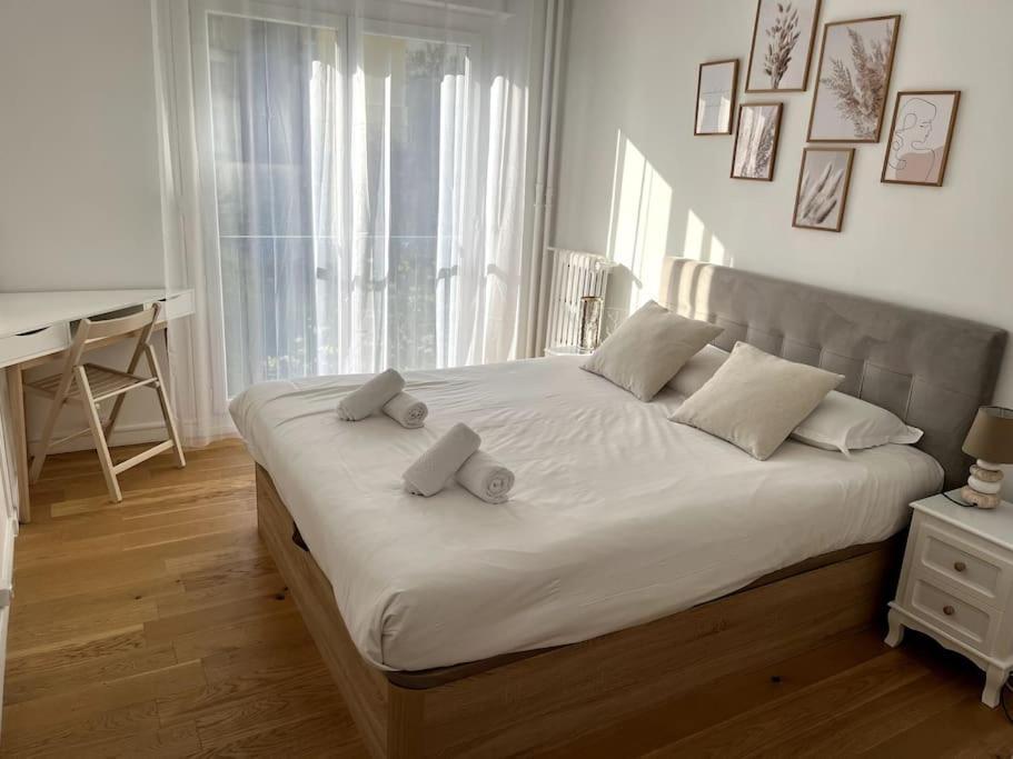 Superbe Appartement Avec Belle Vue Jardin Parigi Esterno foto