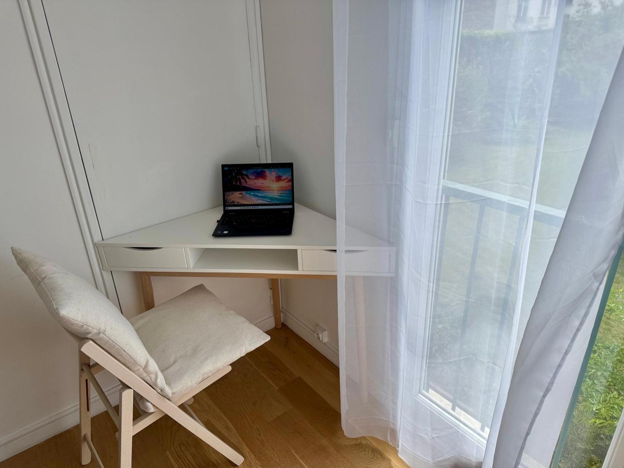 Superbe Appartement Avec Belle Vue Jardin Parigi Esterno foto